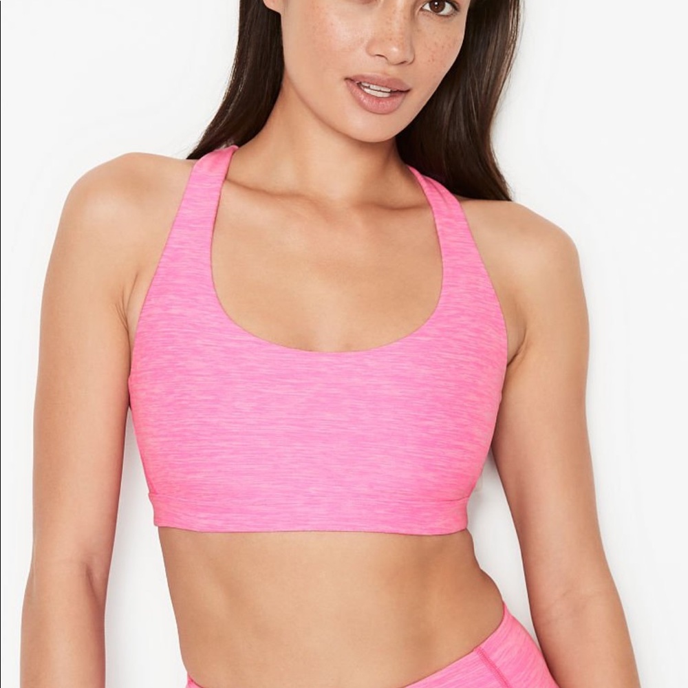 🔹3/$15 NWT strappy back light impact sports bra, size large